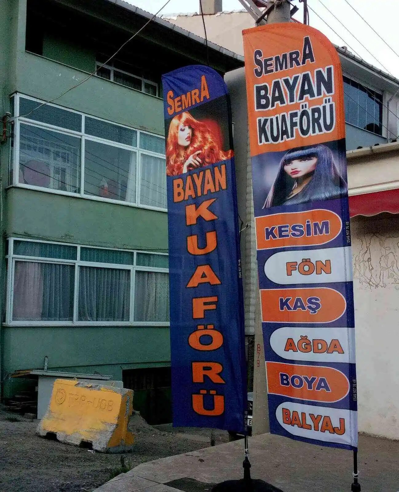 Bayan Kuaförü Plaj Bayrağıları