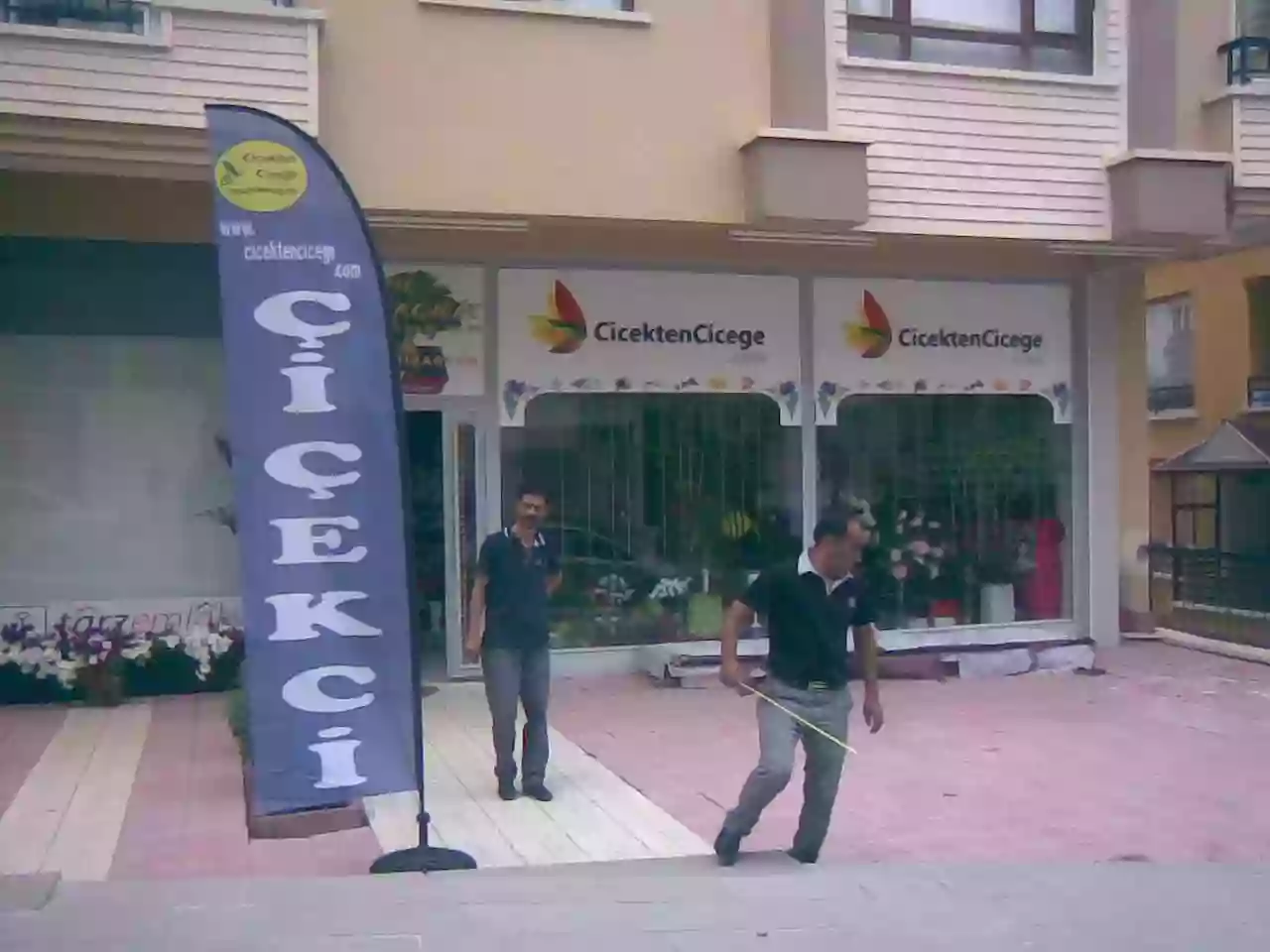 Çiçekçi Plaj Bayrağı Örnekleri