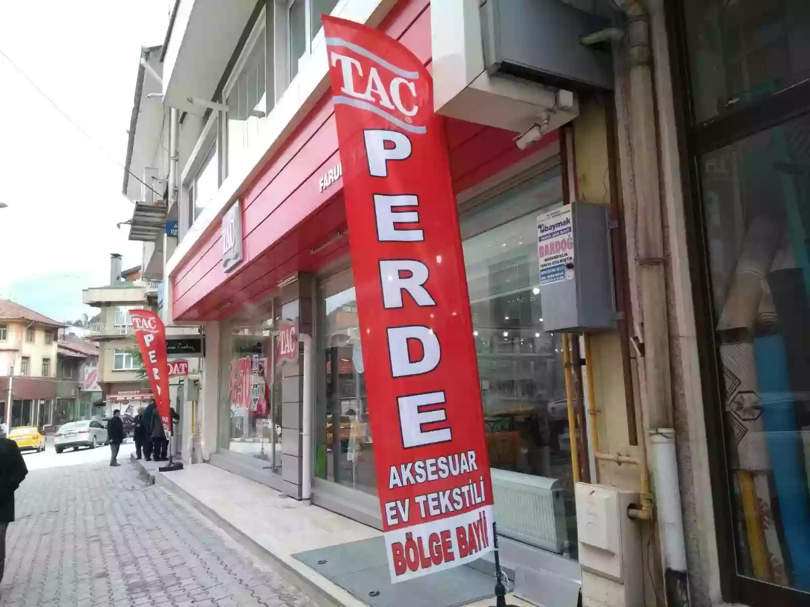perde-yelken-bayragi Perdeci Plaj Bayrağı Örneği