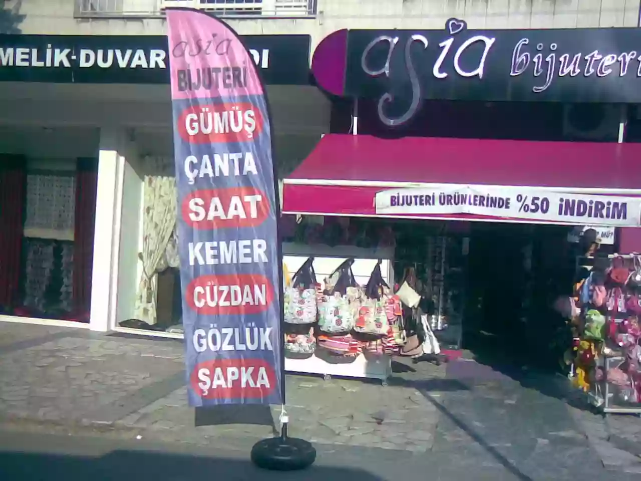 Bijuterici Plaj Bayrağıları Örnekleri