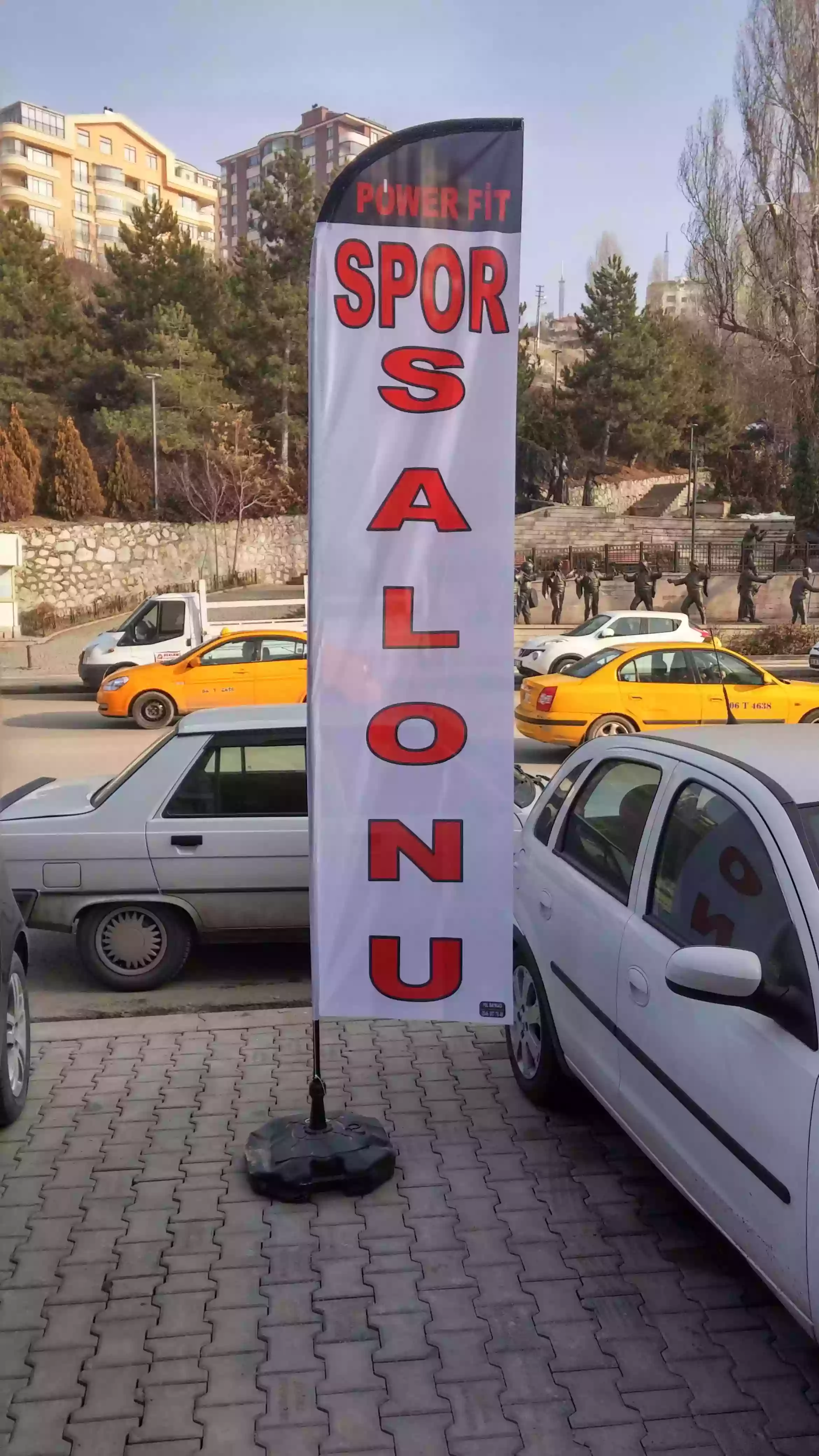 Spor Salonu Plaj Bayrağı Örnekleri